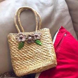 Beautiful straw Purse🌼🌸🌼